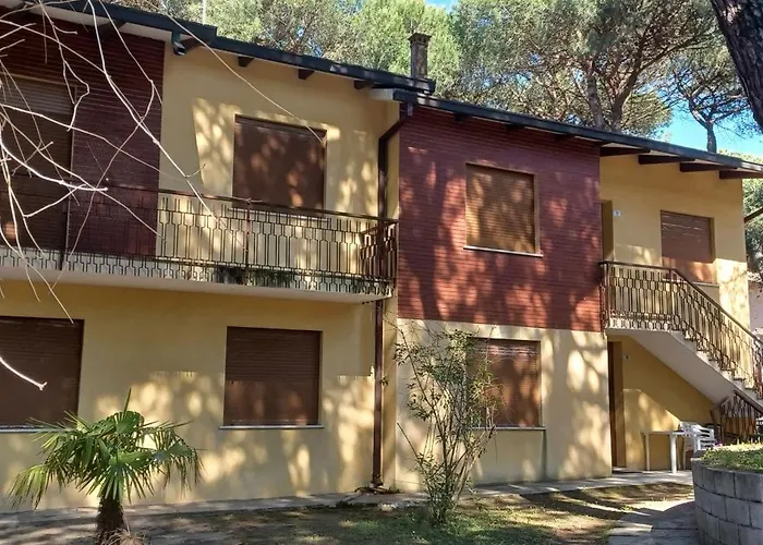 Bright Flat In Rosolina Apartman *